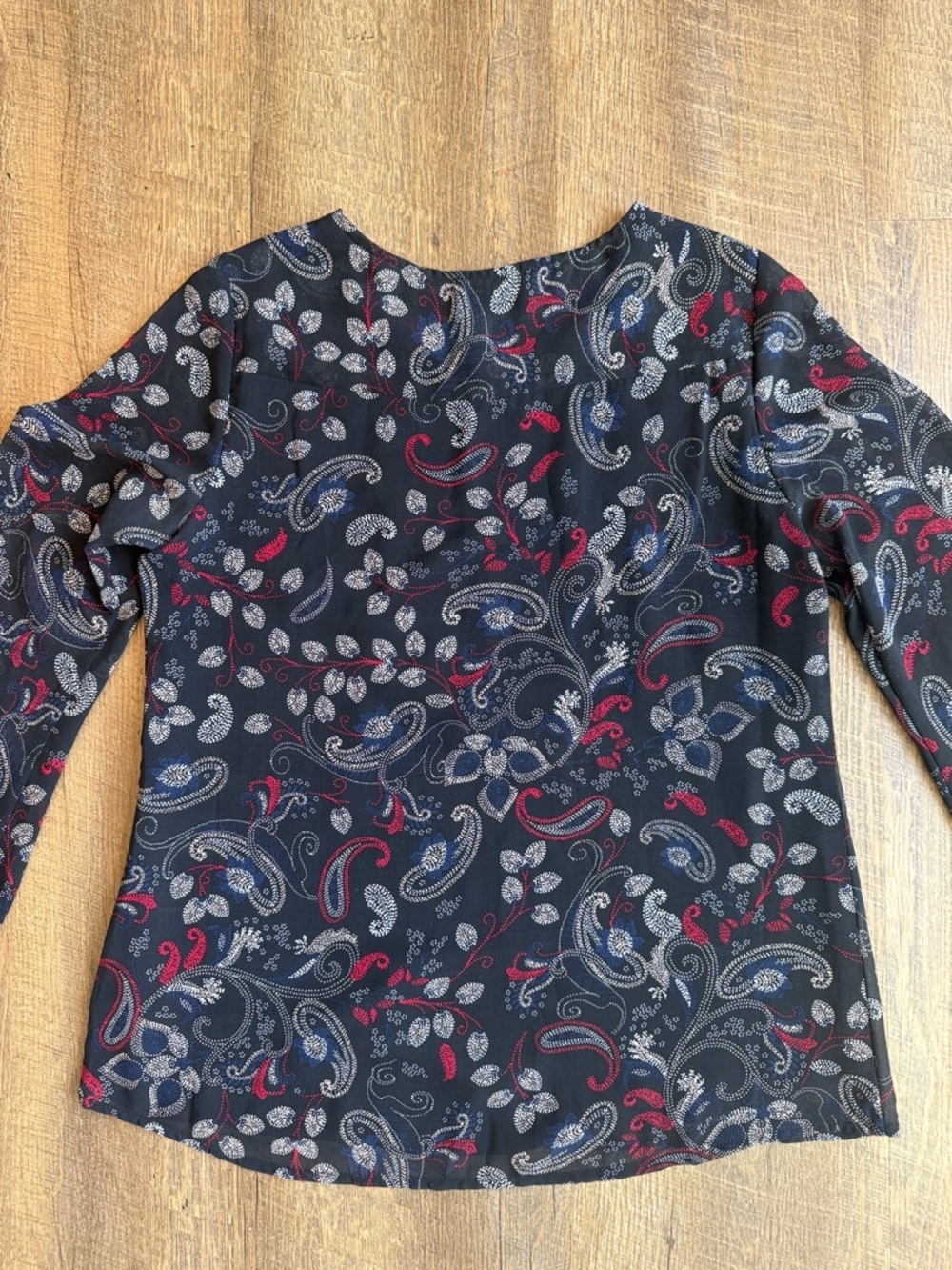 Sanctuary Women’s Black Red Blue White Paisley Long-Sleeve Blouse Size Medium - Picture 13 of 14